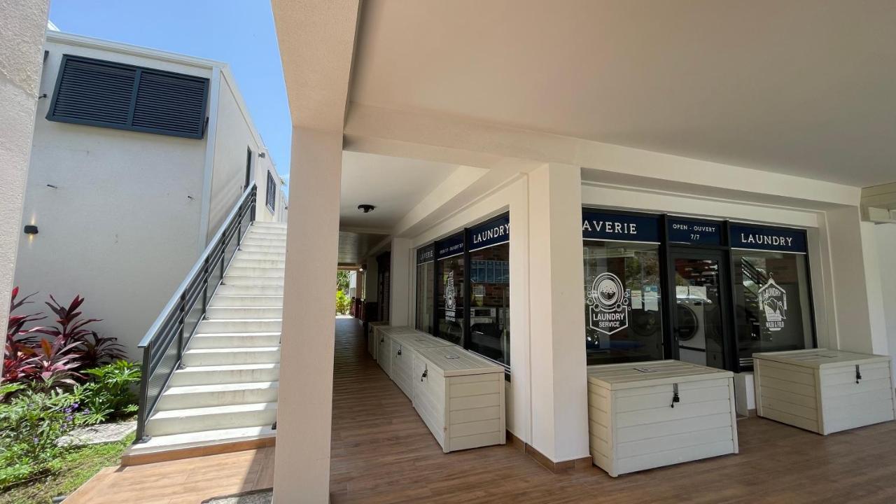 Island Escape, Marina Paradise & Beach Adventures Cul de Sac Exterior photo